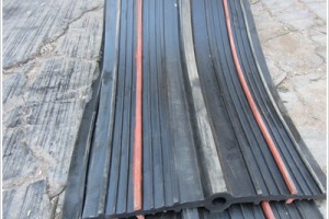 哪里生产遇水膨胀橡胶止水带图2