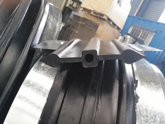 仪征市钢边橡胶止水带型号图2