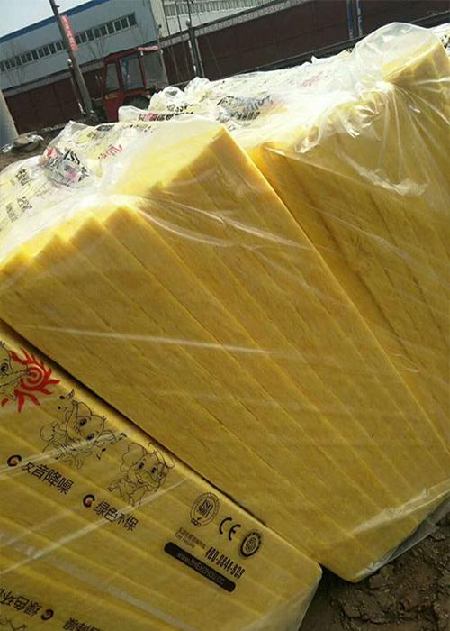 5公分铝箔玻璃棉板中央空调隔热玻璃棉板 大量现货质量保证