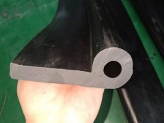 闸门止水橡皮P50图2