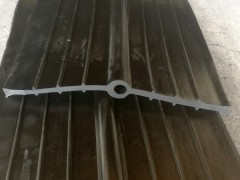 CB300*10mm中埋橡胶止水带图3