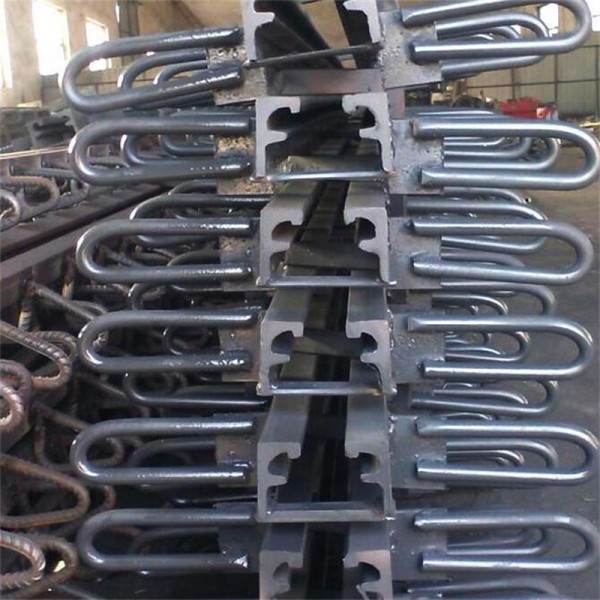 厂家GQF-C40型伸缩缝