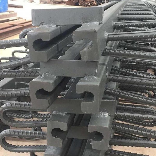 天津C型桥梁伸缩装置生产厂家