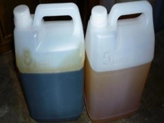 乌鲁木齐喷涂聚氨酯黑白料生产订制图2