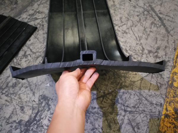 南通市外贴式橡胶止水带型号