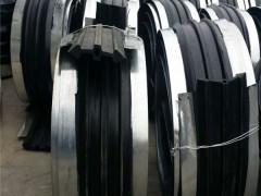 300x10钢边橡胶止水带图2