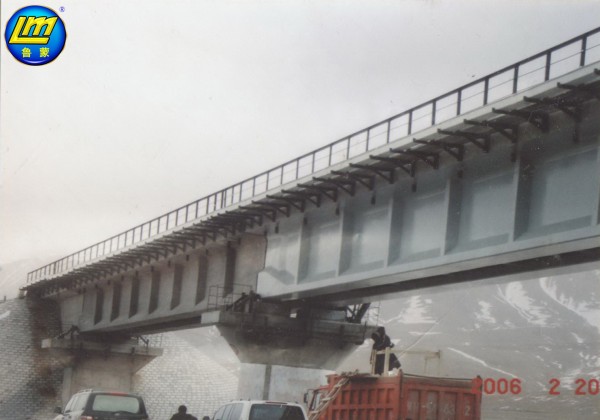 桥面桥梁结构防腐涂料烟台鲁蒙VRA-LM弹性单组分防腐涂料