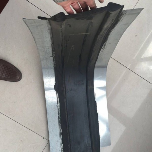 通辽市钢边橡胶止水带型号