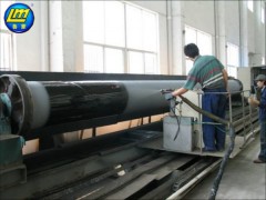 烟台鲁蒙喷涂聚脲防腐涂料污水池桥梁砼基面钢储罐防腐图2