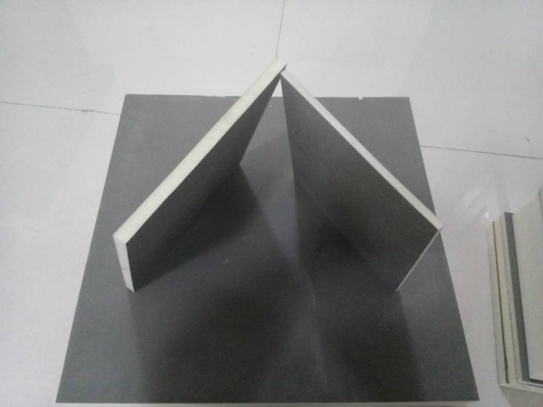 B1级硬质聚氨酯板   聚氨酯保温复合板  难燃聚氨酯保温板