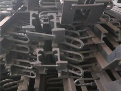 湘潭市D80型桥梁伸缩缝施工图2