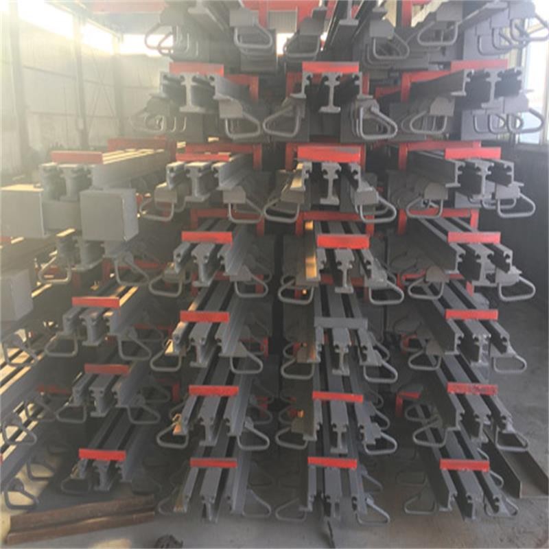 80型伸缩缝 安装 施工