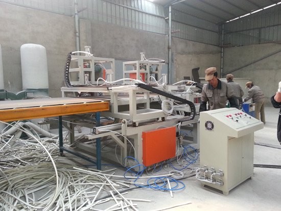 硬泡保温聚氨酯板及其产品特点