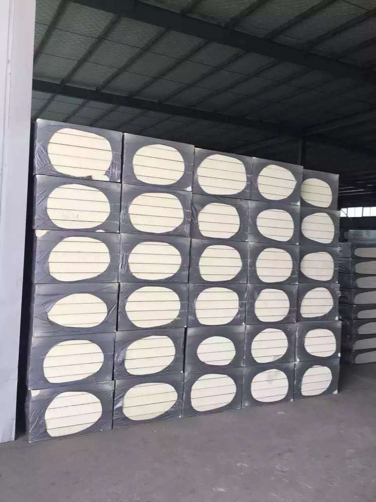硬泡聚氨酯复合外墙保温板施工工艺介绍