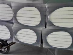 硬泡聚氨酯保温板施工工艺 无饰面层聚氨酯硬泡复合保温板图4