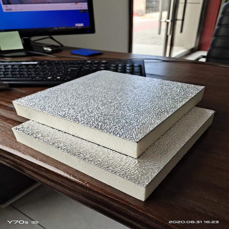 聚氨酯复合保温板厂家 复合聚氨酯保温板简介