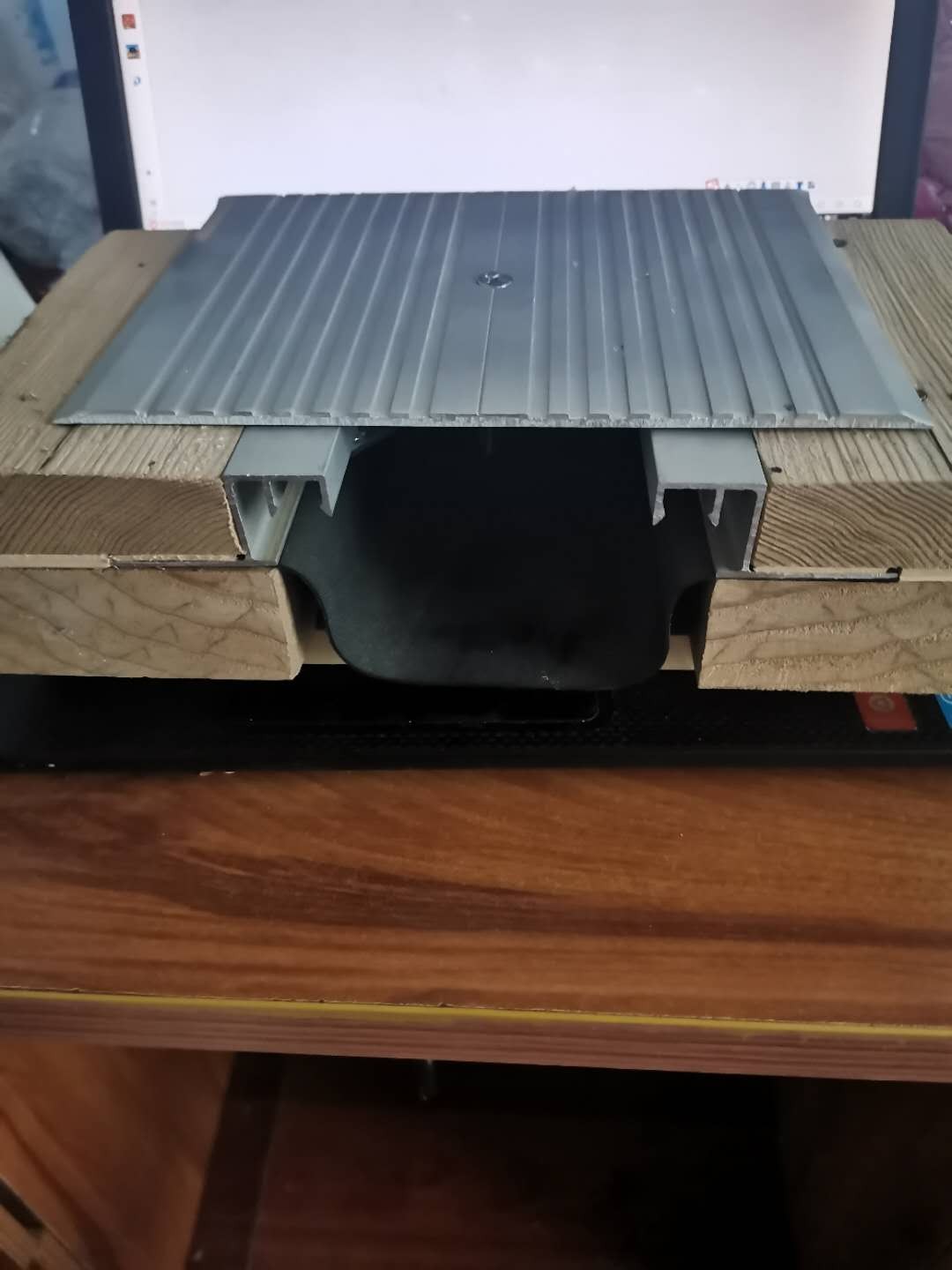 四川海达墙面变形缝卡锁变形缝厂家