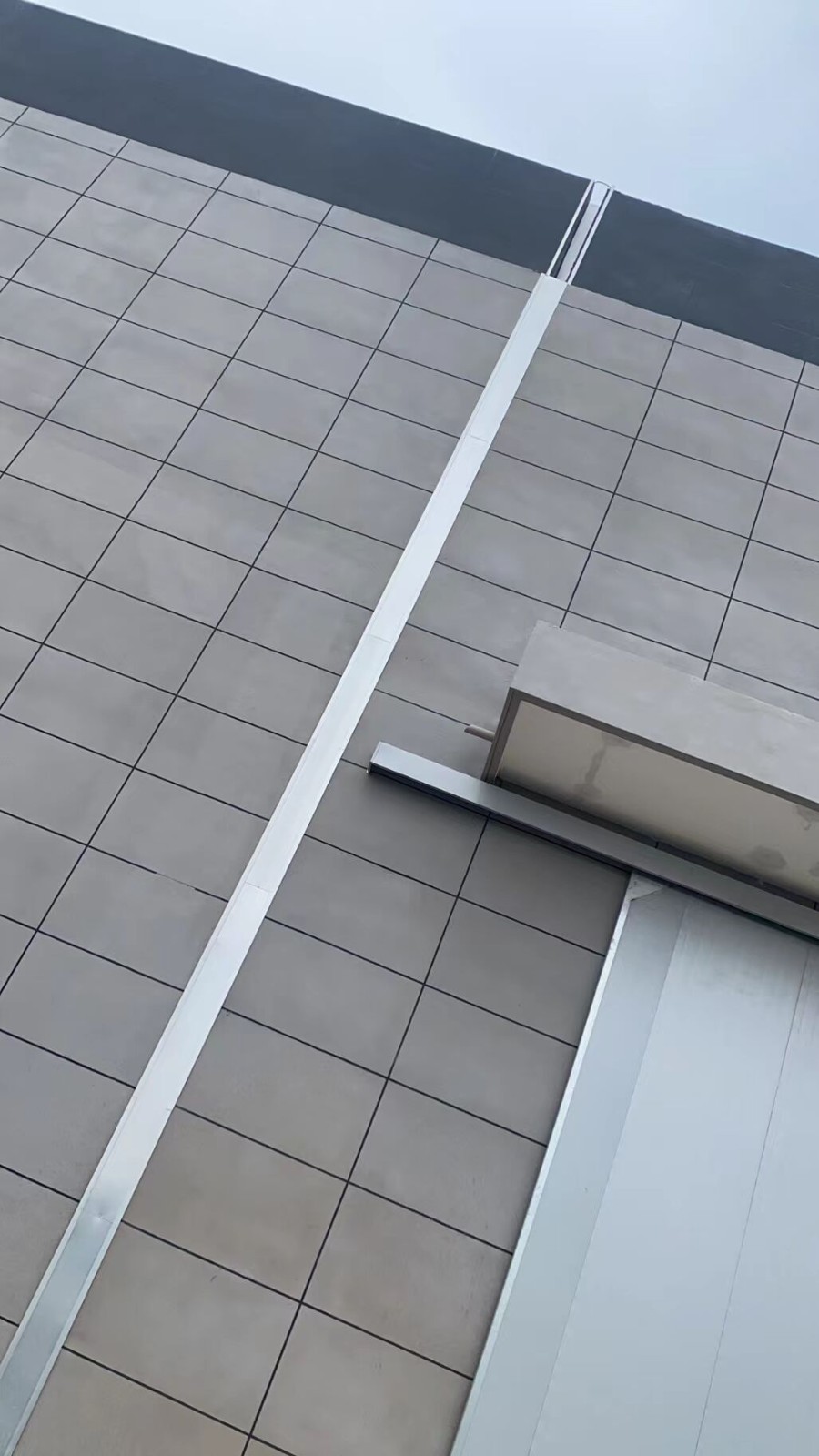 宁夏海达变形缝伸缩缝外墙盖板做法