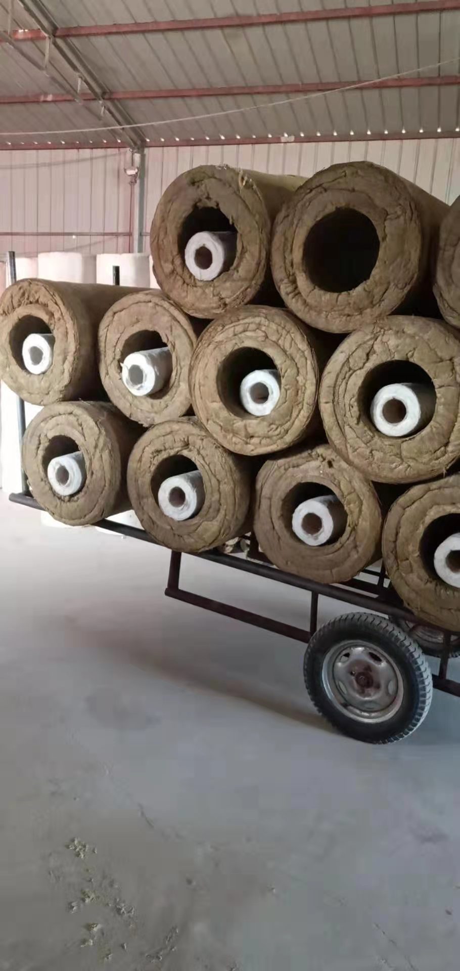 沧州供热管道保温玻璃棉管耐高温硅酸铝管壳定做